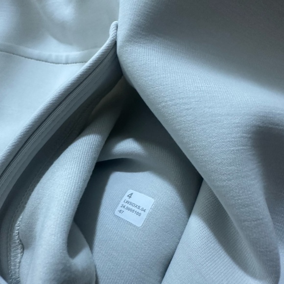 NWT Lululemon brushed softstream half zip size 4 - Picture 5 of 7